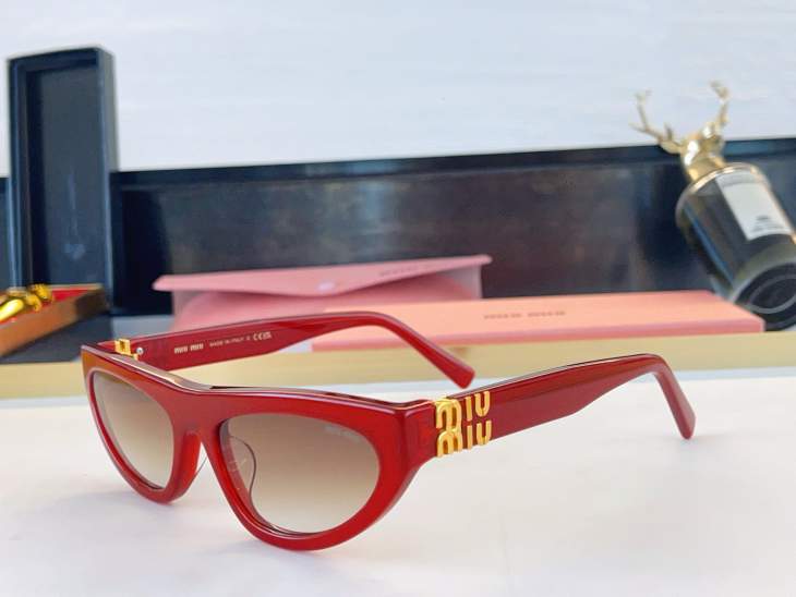 Picture of Miu Miu Sunglasses _SKUfw80914945fw